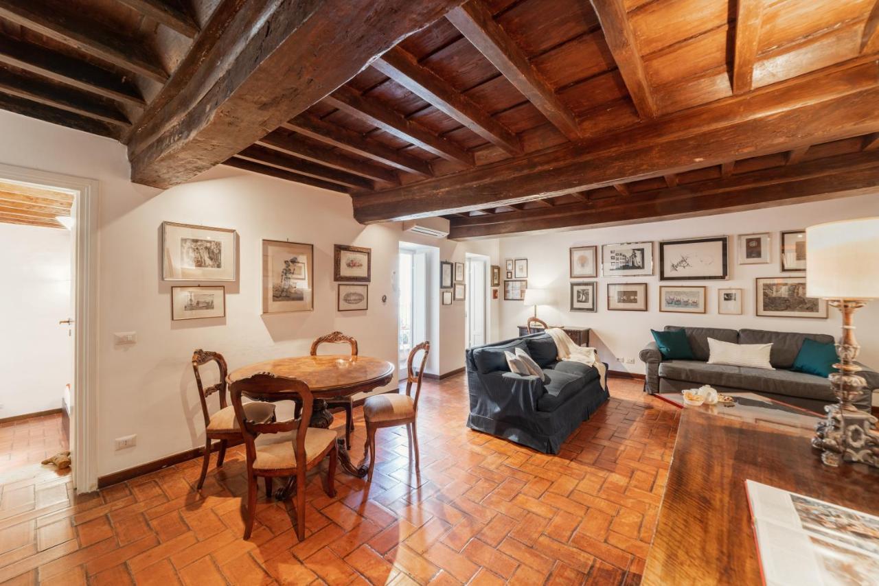 Domus Quiritum Charming, Appartamento D'Epoca A Campo De' Fiori Рим Екстер'єр фото