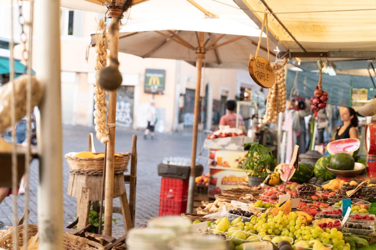Domus Quiritum Charming, Appartamento D'Epoca A Campo De' Fiori Рим Екстер'єр фото